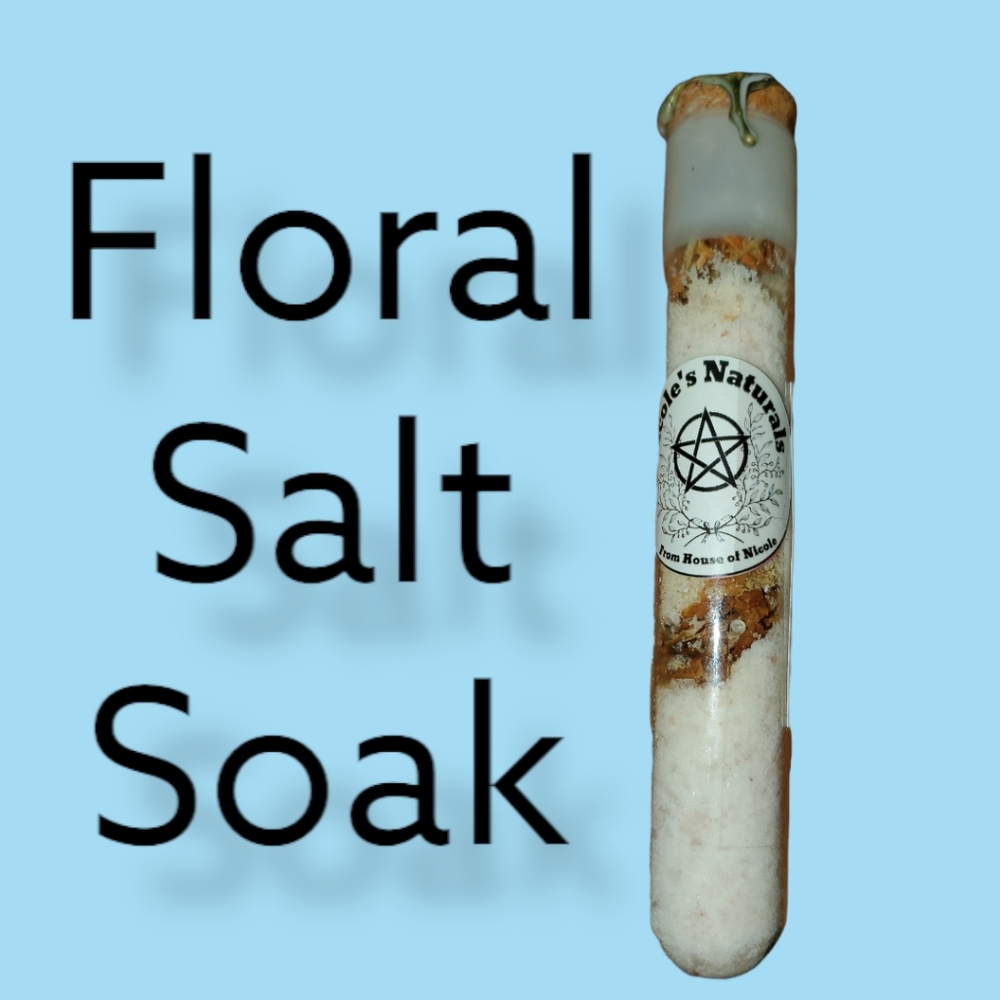 ✨️HP✨️ Handcrafted Floral Salt Soak for Baths